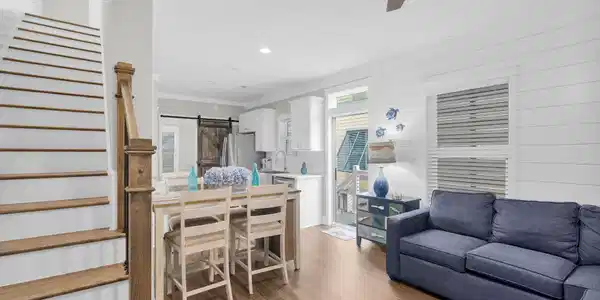 Image 3: Fully Furnished
