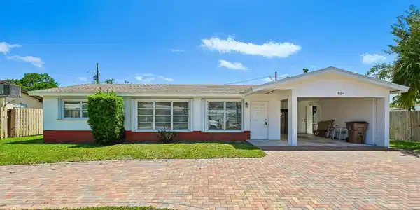 804 SE 16th Court