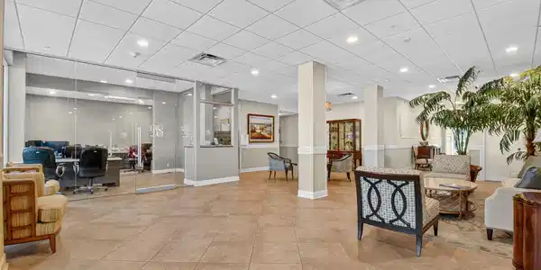 Image 4: Tile flooring, glass partition, manager office rec