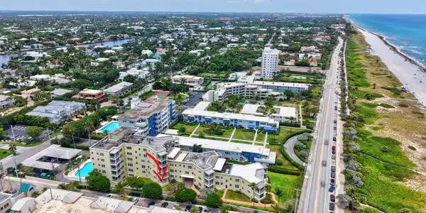 Image 4: 41-web-or-mls-DJI_20260511132535_0465_D_