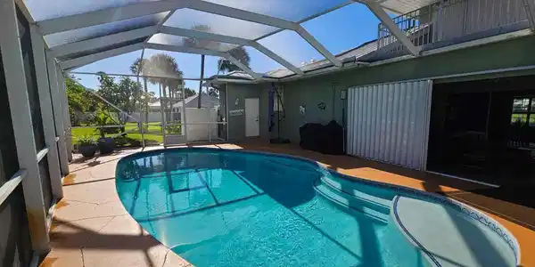 Image 3: Pool - Screen lanai