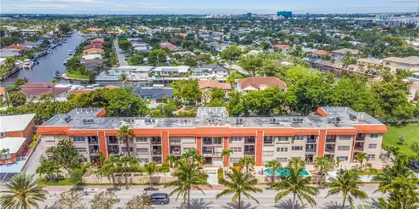 4143 N Ocean Blvd