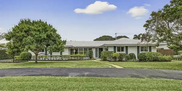 171 Golfview Drive
