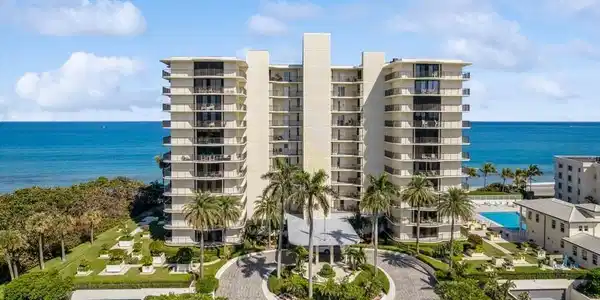 400 Beach Road
