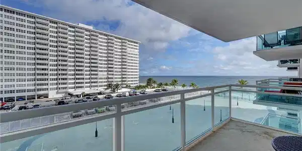 3900 Galt Ocean Dr