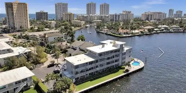 1201 S Riverside Drive