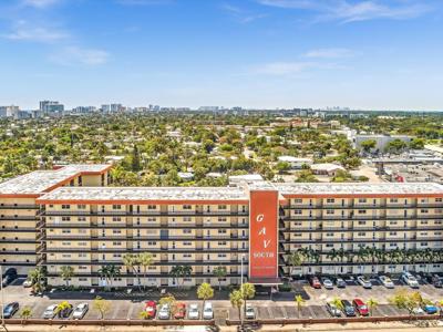2350 NE 14th St Causeway