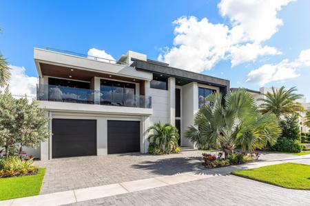245 NE 6th Court