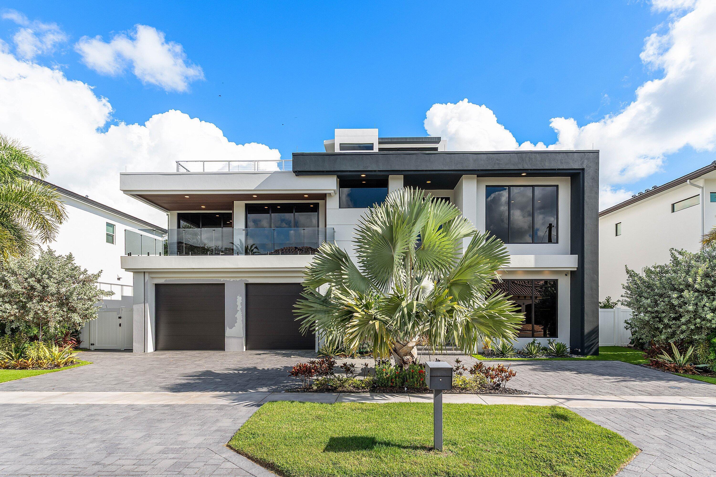 Image 2: 002-245Northeast6thCourt-BocaRaton-FL-33