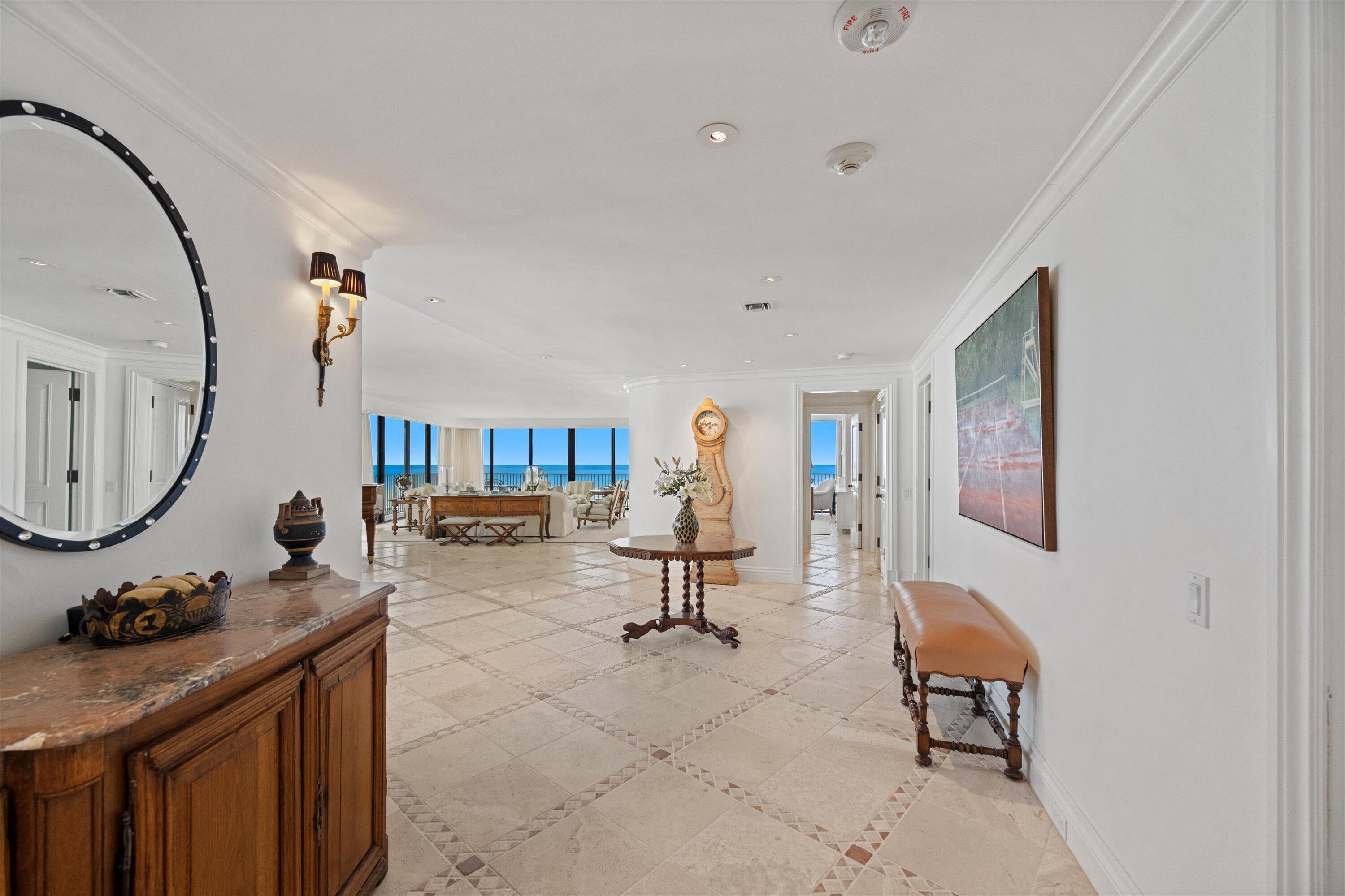 Image 3: Entry