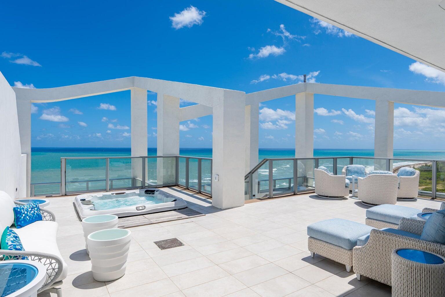 Image 2: Outdoor Living