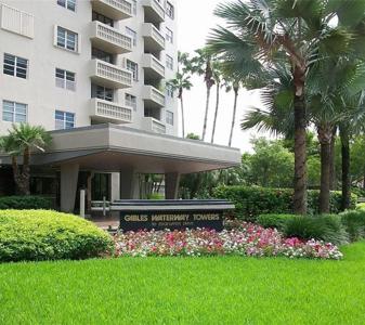 90 Edgewater Drive