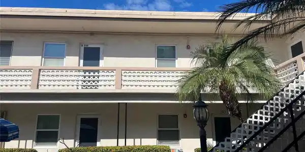1315 N Ocean Drive