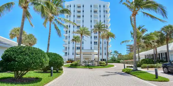10072 S Ocean Drive