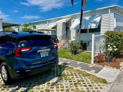 8 Hibiscus Drive