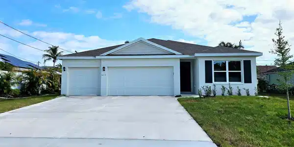617 SE Dean Terrace