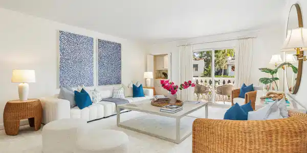 330 Cocoanut Row