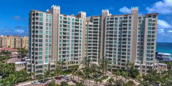 3700 S Ocean Boulevard