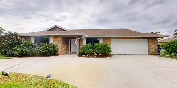 585 W Forest Trl