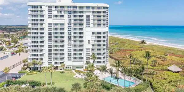 2700 N Highway A1a