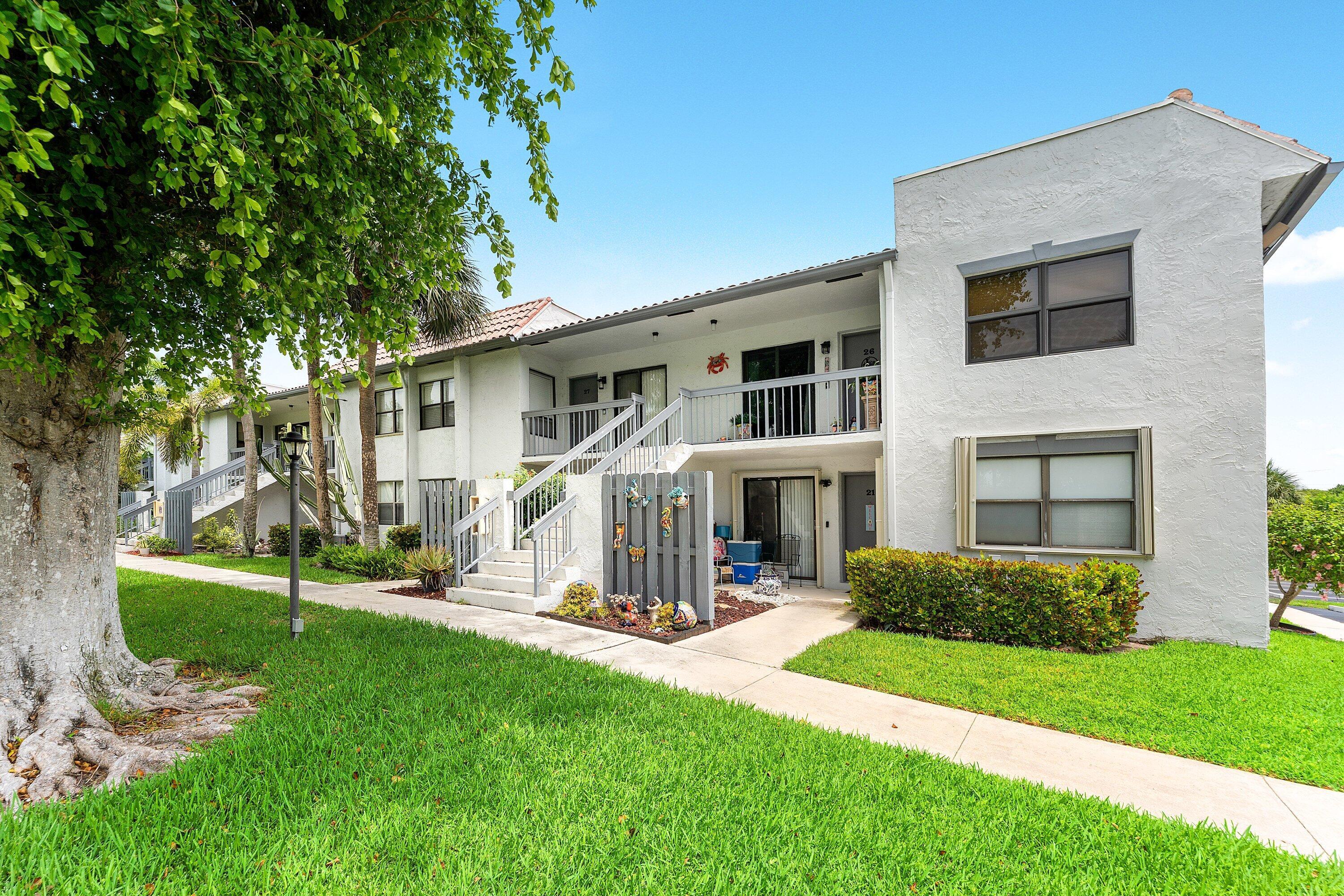 Image 3: 003-105TropicIsleDrive-22-DelrayBeach-FL