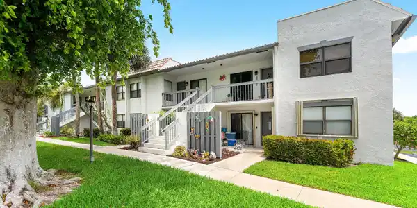 Image 3: 003-105TropicIsleDrive-22-DelrayBeach-FL