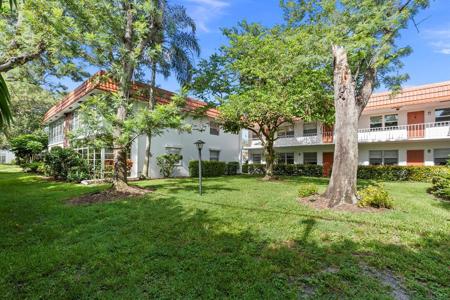 2600 SE Ocean Boulevard