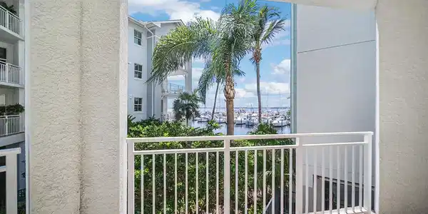 815 NW Flagler Avenue