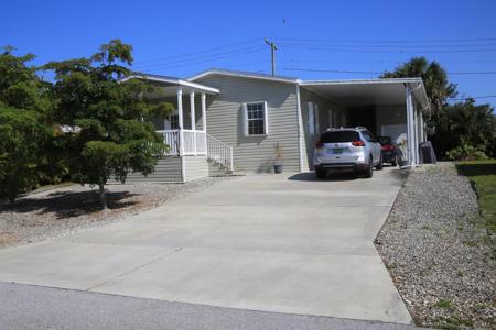 7146 SE Bluebird Circle