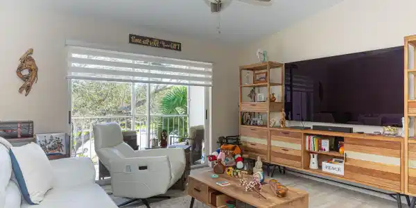 2510 SE Anchorage Cove