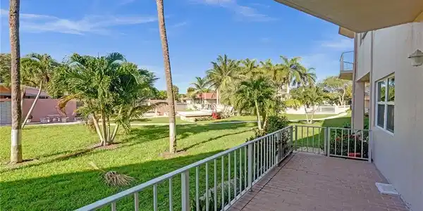 1967 S Ocean Blvd