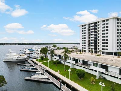 1208 Marine Way