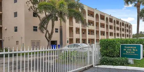 1541 S Ocean Boulevard