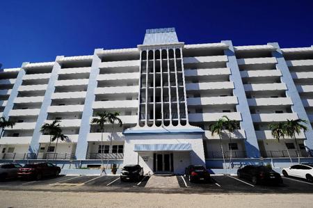 3051 NE 48th Street