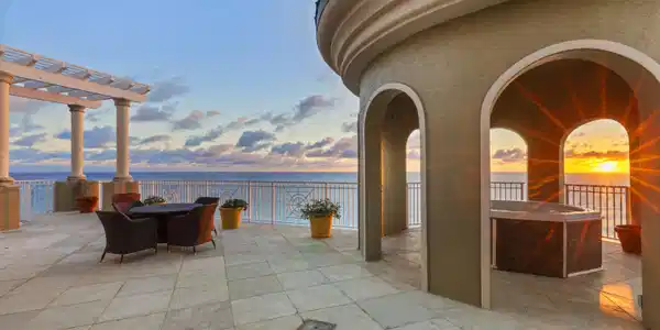 5310 N Ocean Drive