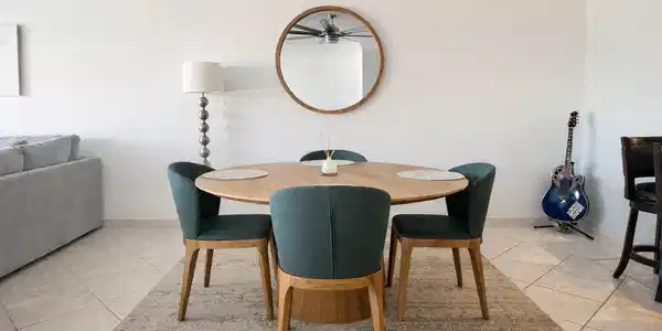 Image 4: Dining Room