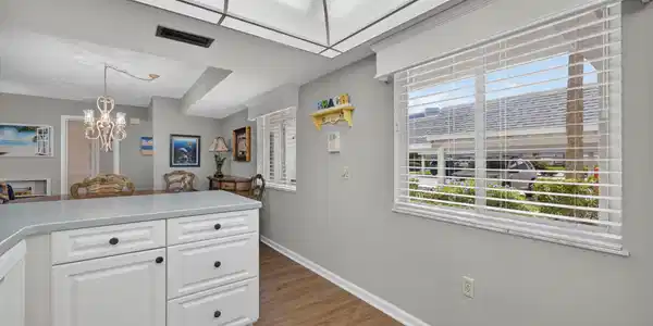 Image 3: 13-web-or-mls-3A5A9506