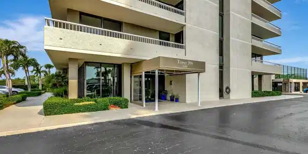 5550 N Ocean Drive