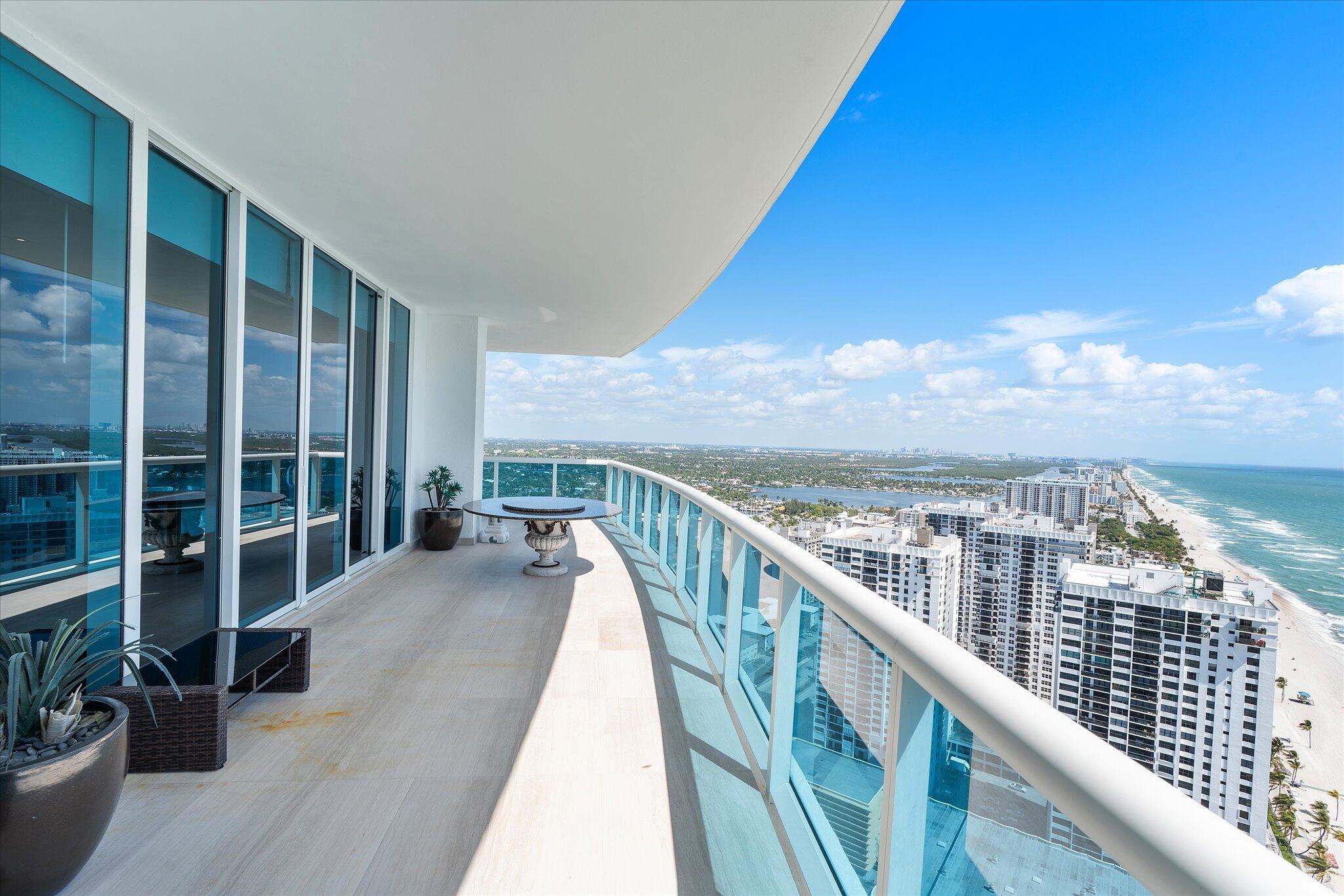 Image 3: 067-2711 S Ocean Dr unit 3602_067
