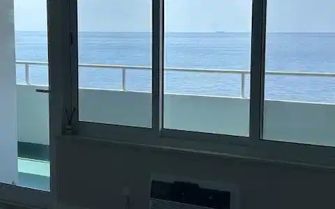 Image 4: OCEAN VIEWS FROM THE LIVING ROOM