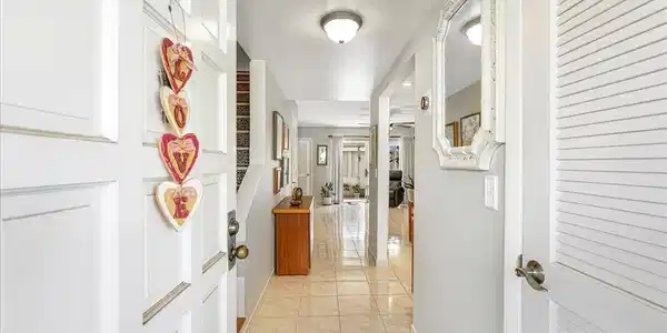 953 SE 10th Street