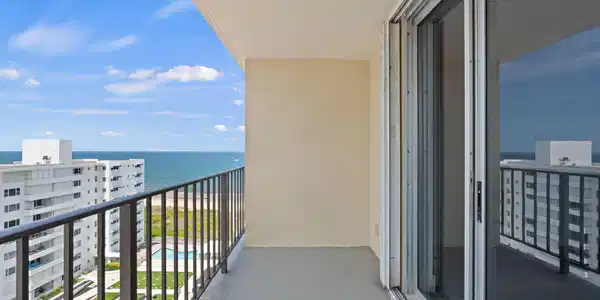 Image 2: Balcony with ocean view
