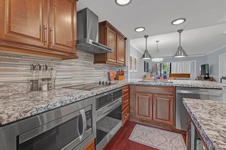 2350 NE 14th Street Cswy
