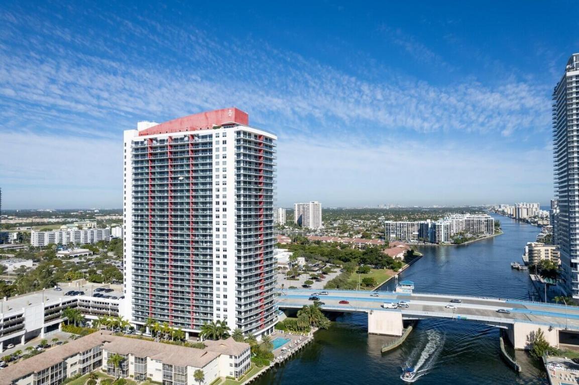 Image 3: Hallandale condo city view 2
