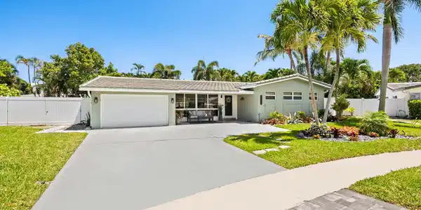 2650 NE 50th Street
