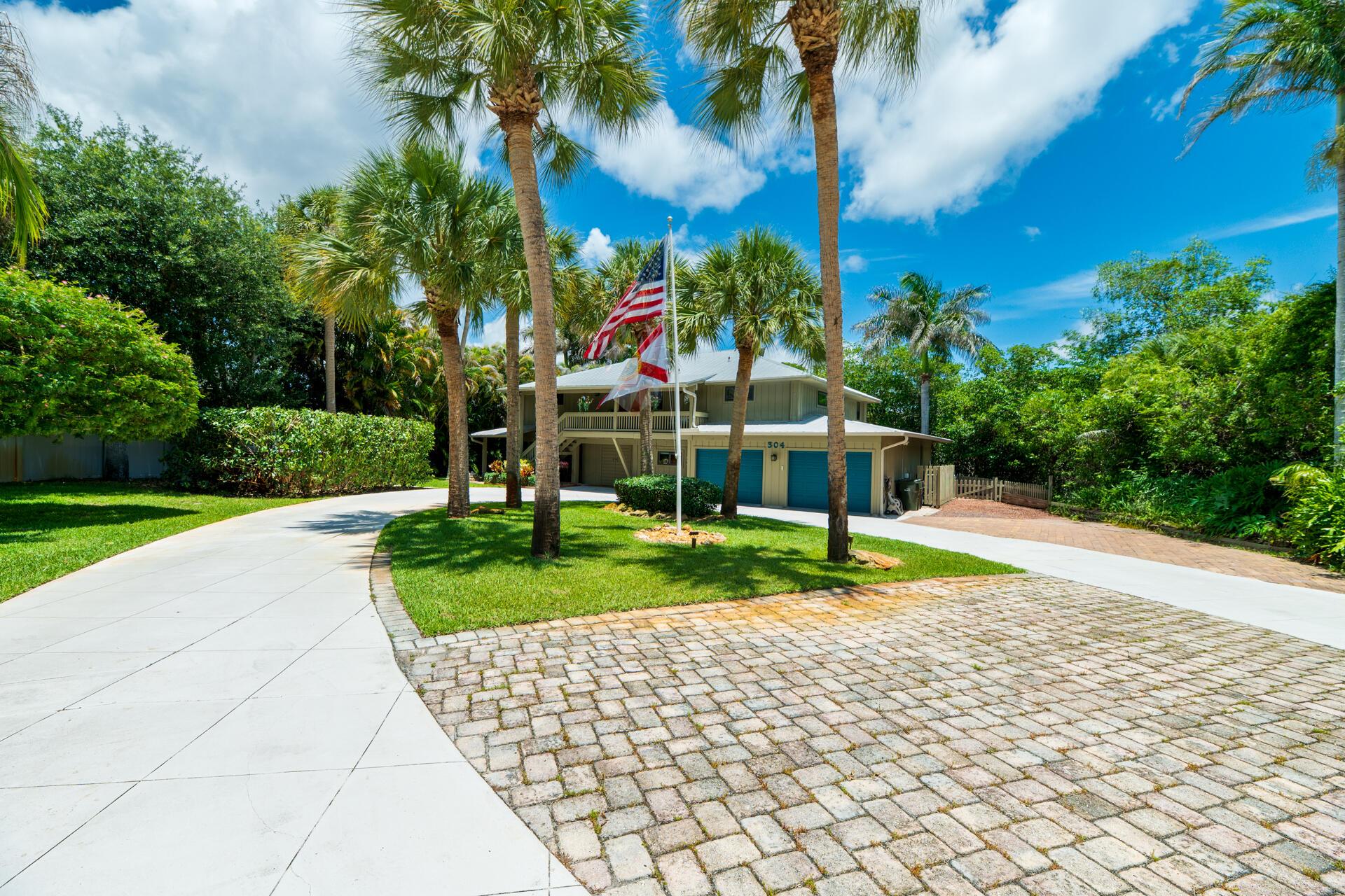 Image 3: 20260520 - 304 SW Indian Groves Dr - MR-