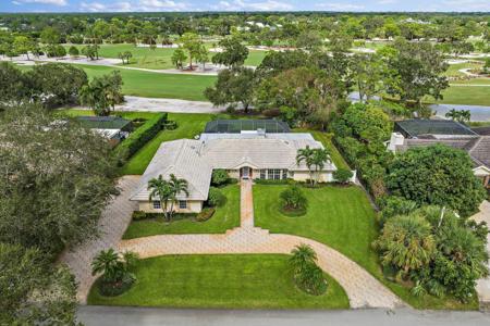 138 SE Turtle Creek Drive