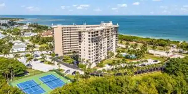 801 S Ocean Drive