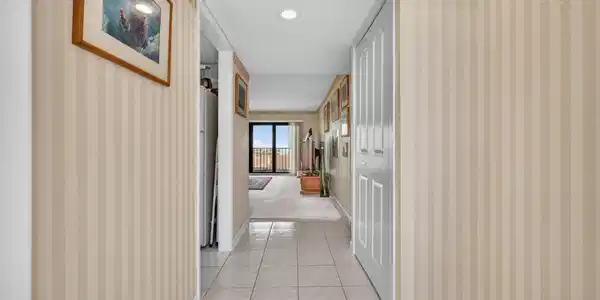 Image 3: condo entrance