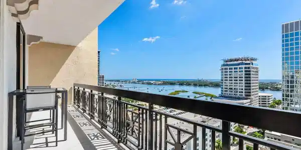 Image 2: Water views!